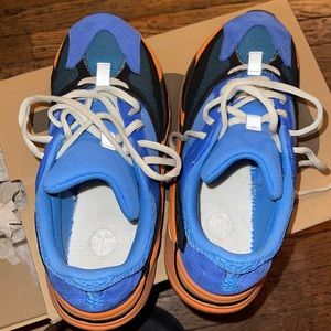 Sneakers for sale worn a few times.